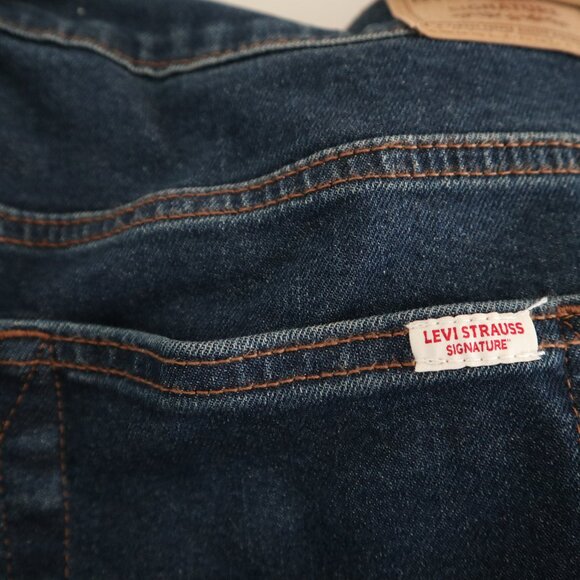 Levi Strauss Signature Heritage high rise straight jeans, blue, size 12 - Picture 5 of 6